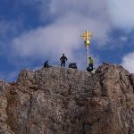 Zugspitze: Golden cross removed from Germany’s highest peak