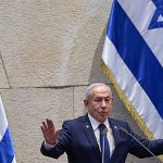 Israel : Netanyahu asks president to grant him pardon from corruption charges