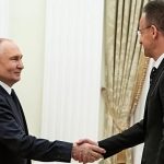 Putin releases two Hungarian-Ukrainian prisoners of war during Moscow talks