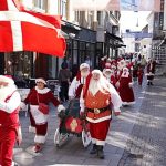 Santas fill Danish streets for annual congress
