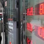 Russians pull billions from banks fearing Kremlin will seize savings for war