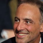 French Social democratic primary: Raphaël Glucksmann wins big in first round